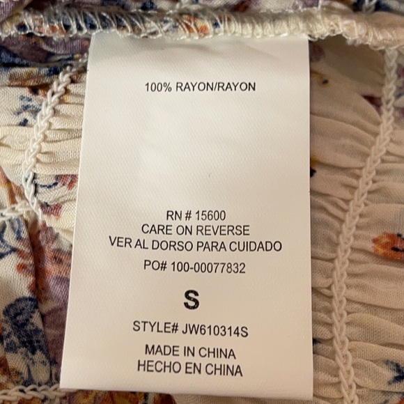 Jolt Floral Shoulderless Smocked Crop Blouse S - Picture 10 of 12